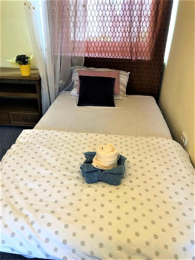 Comfortable 3 Bedroom Rental Unit With A Cozy Balcony In Center Warszawa Eksteriør bilde